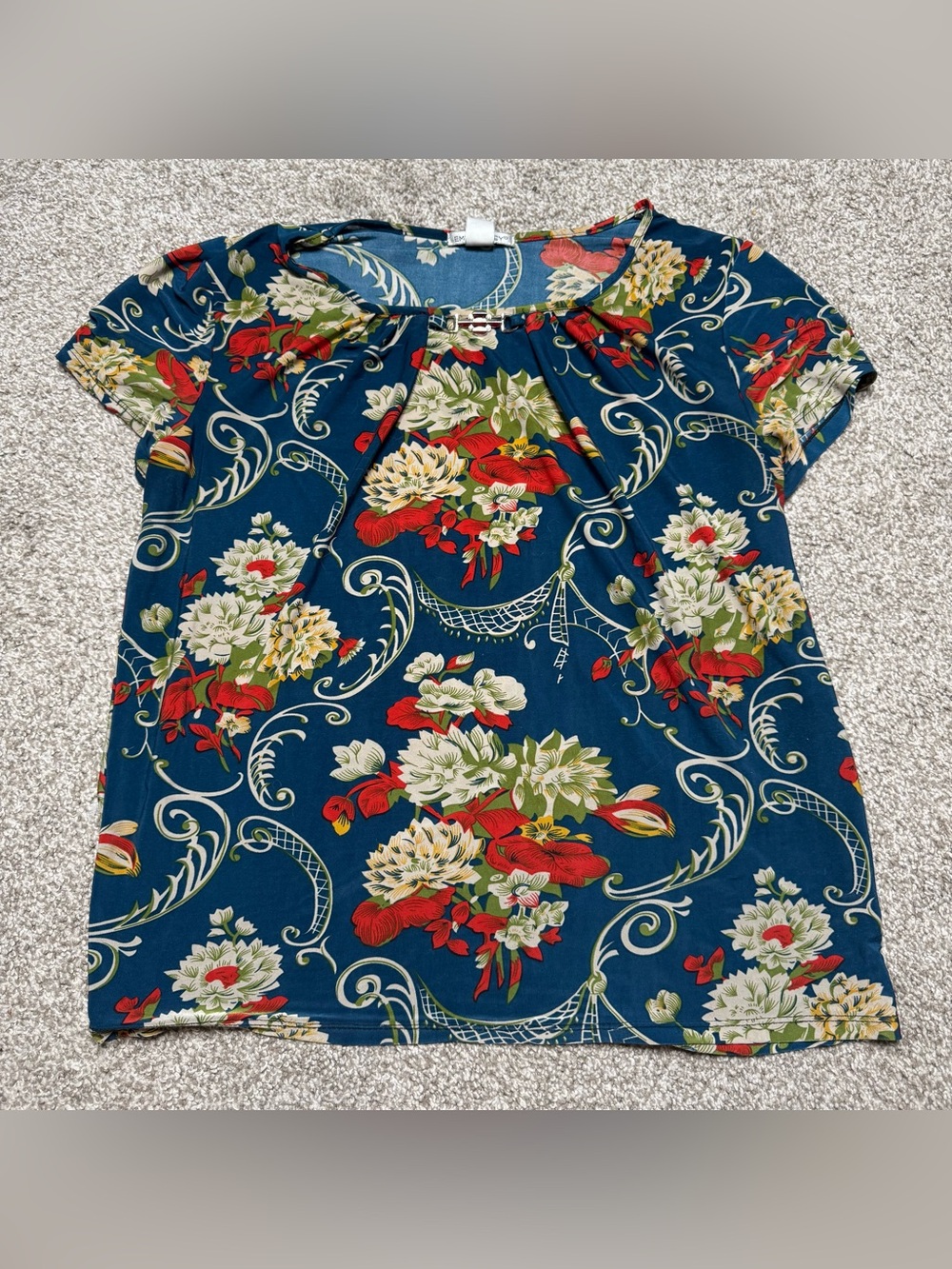 Short sleeve blouse